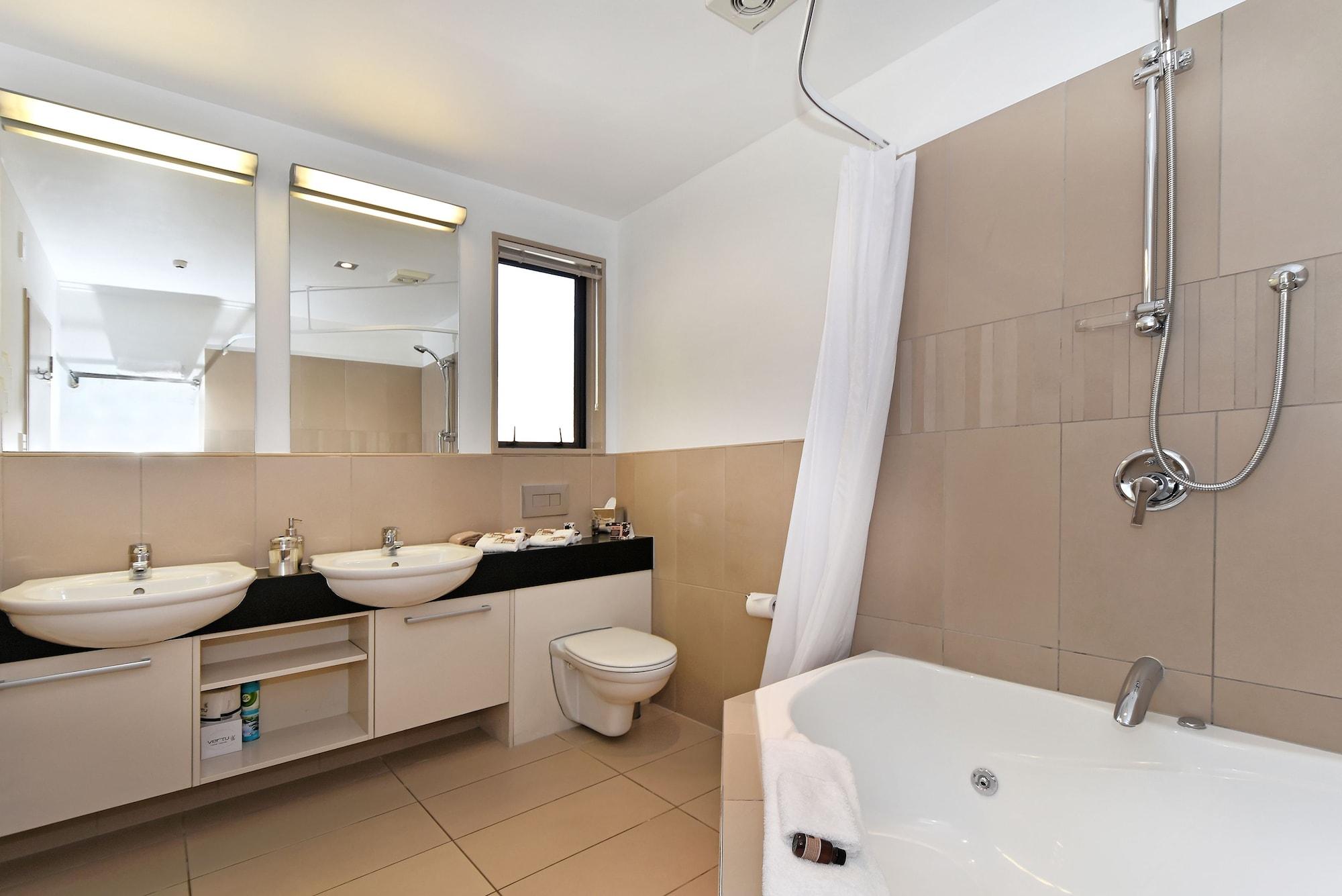 Palazzo Motor Lodge Νέλσον Εξωτερικό φωτογραφία Bathroom