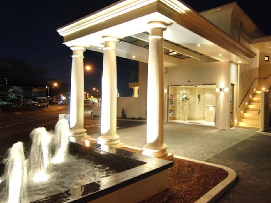 Palazzo Motor Lodge Νέλσον Εξωτερικό φωτογραφία Fountain at the entrance of the hotel